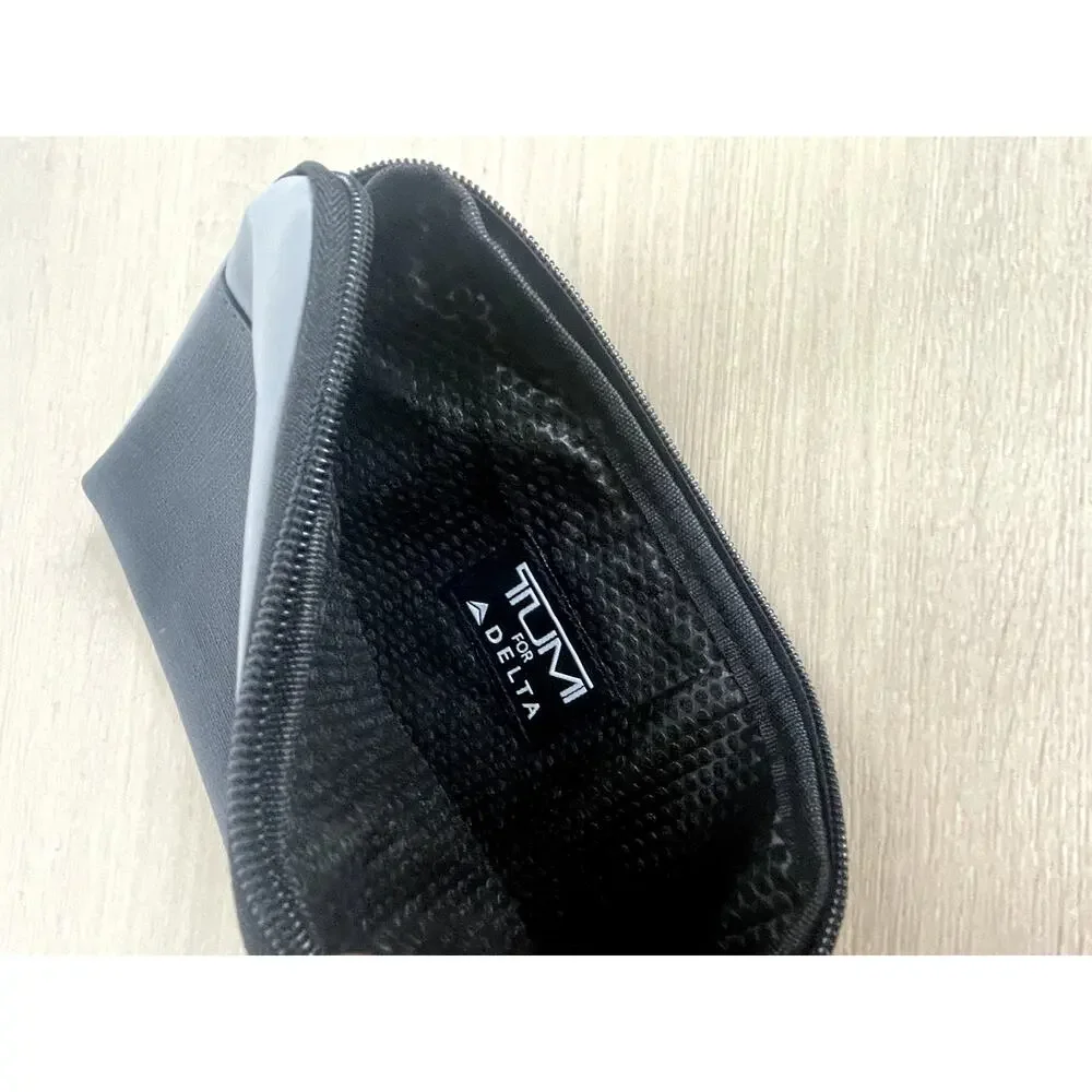 Tumi for Delta small travel pouch gray